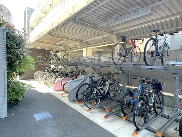 アルファスマート新山口駅東のその他共用部分|駐輪場