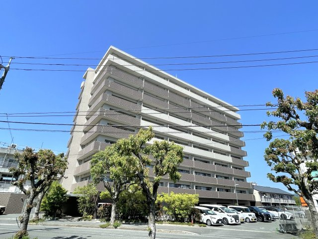 アルファスマート新山口駅東の外観