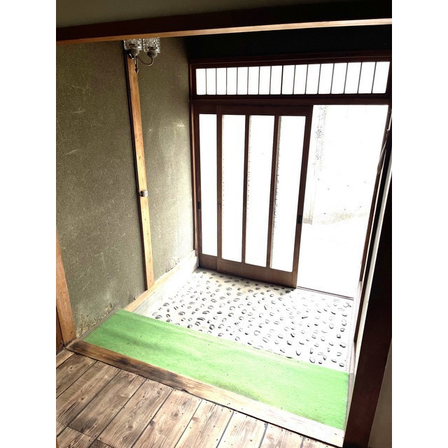 大垣市赤坂町の一戸建ての玄関