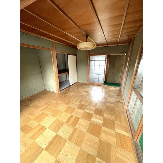 大垣市赤坂町の一戸建ての居間・リビング