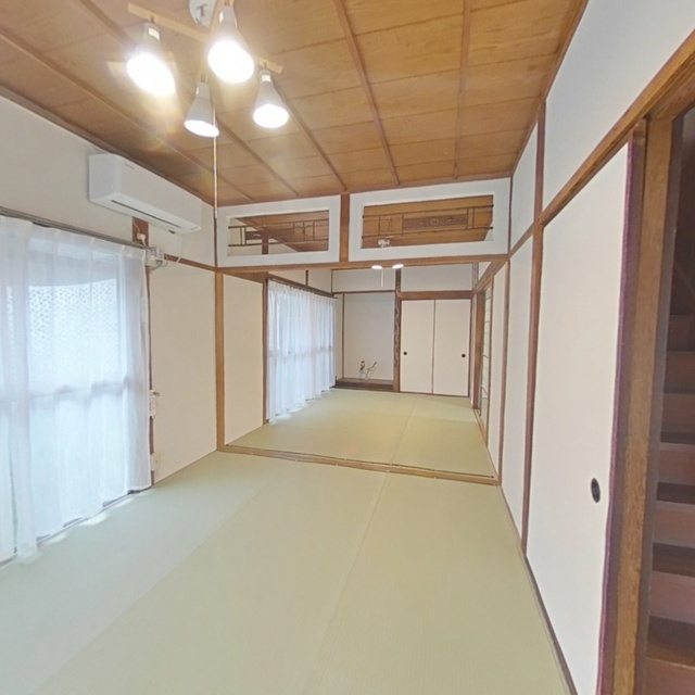 岐阜市中西郷の一戸建ての居間・リビング|1階和室