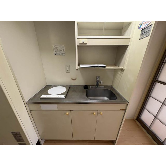 岐阜市島田１丁目のアパートのキッチン