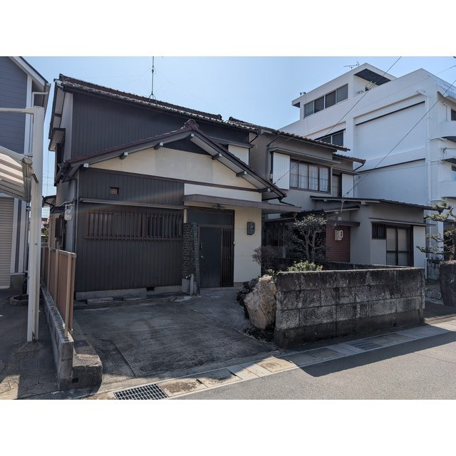 ひだまりと新緑のテラスの外観