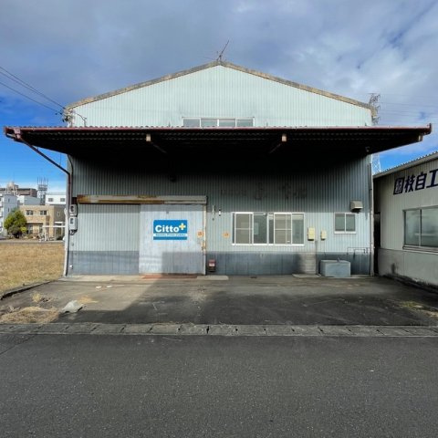 岐阜市木ノ下町４丁目の倉庫の外観