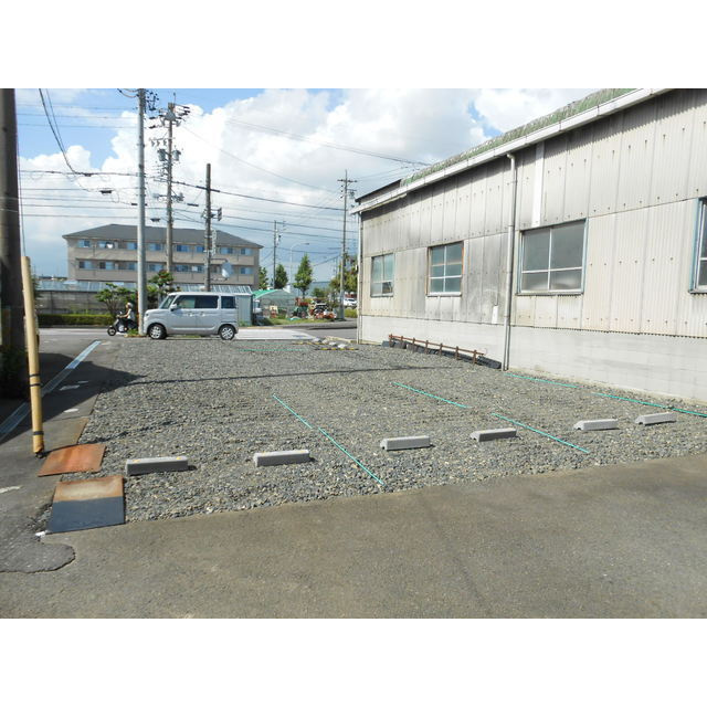 岐阜市今嶺４丁目の駐車場の駐車場