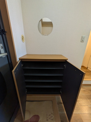 ★鏡とシューズボックス付き玄関★