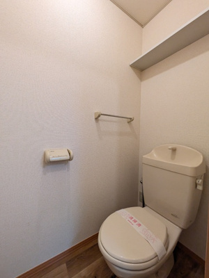 ★便利な収納棚付き★