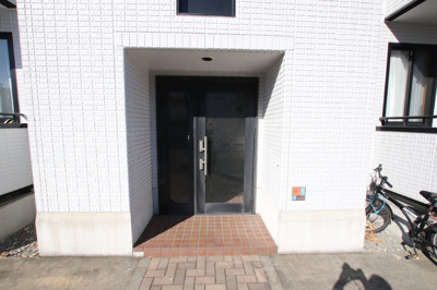 建物入り口