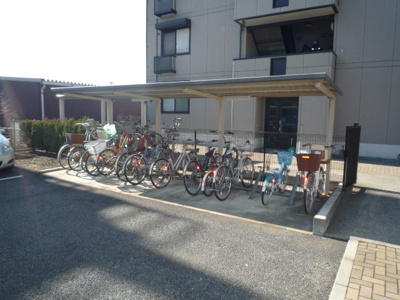 屋根付き駐輪場
