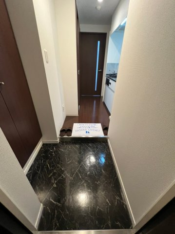 レジディア鶴舞　名古屋市賃貸　仲介手数料無料の玄関