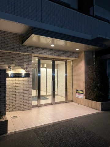レジディア鶴舞　名古屋市賃貸　仲介手数料無料のエントランス