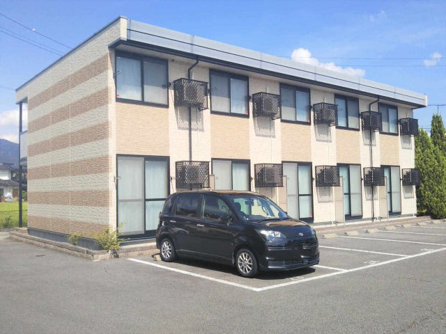 レオパレスエバーグリーンＢの外観