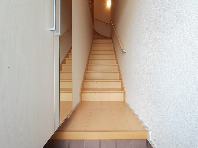 ネクステージの玄関