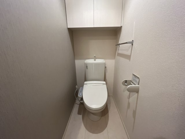 姫路市飾磨区今在家２丁目のハイツのトイレ
