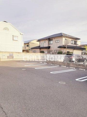 和Ⅲの駐車場|当社、チルホームのHPもご覧ください(^^)/物件情報多数♪