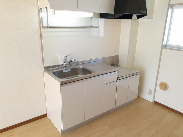 ロイヤルヒルズのキッチン|きれいなキッチンです