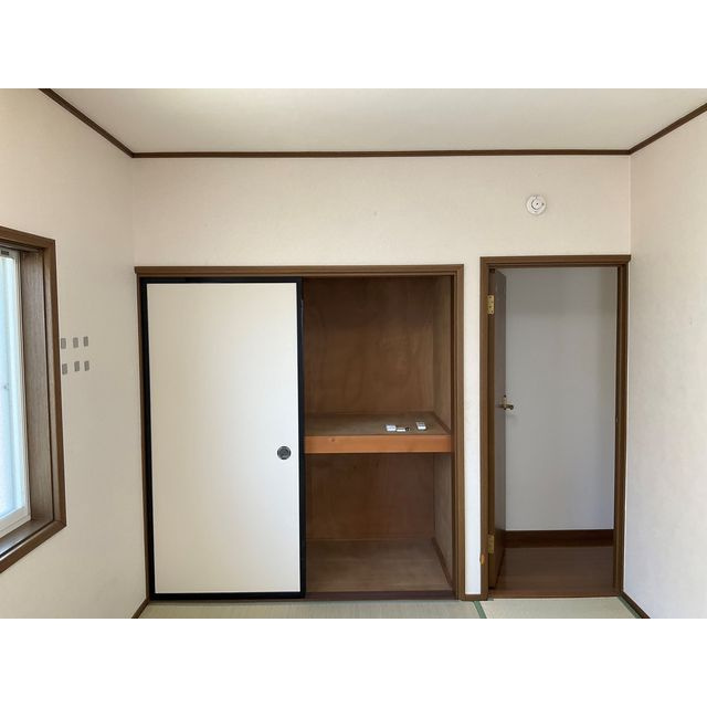 古橋邸貸家B棟の居間・リビング