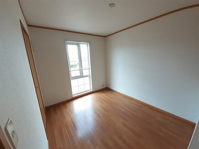 Ⅱ棟２階の室内になります。