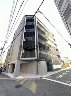 【外観】 | アクアプレイス京都二条城北 | 落ち着いた雰囲気の外観です