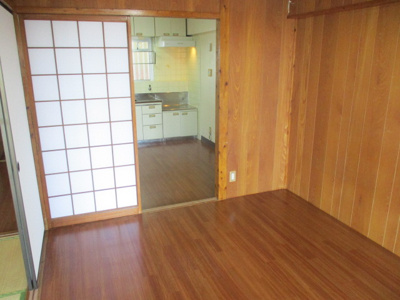 【洋室】 | 守マンション