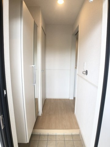 ベラカーサ　セコンドの玄関|落ち着いた玄関です
