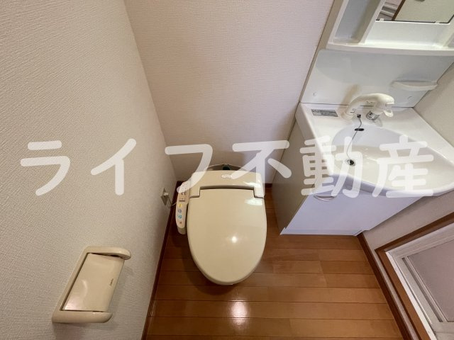インパレス小阪のトイレ|清潔感のあるトイレです
