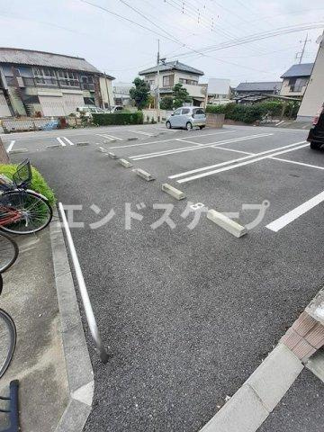 ミルトの駐車場|高崎、前橋のお部屋探しはエンドスケープまで！お客様の理想お聞かせ下さい♪