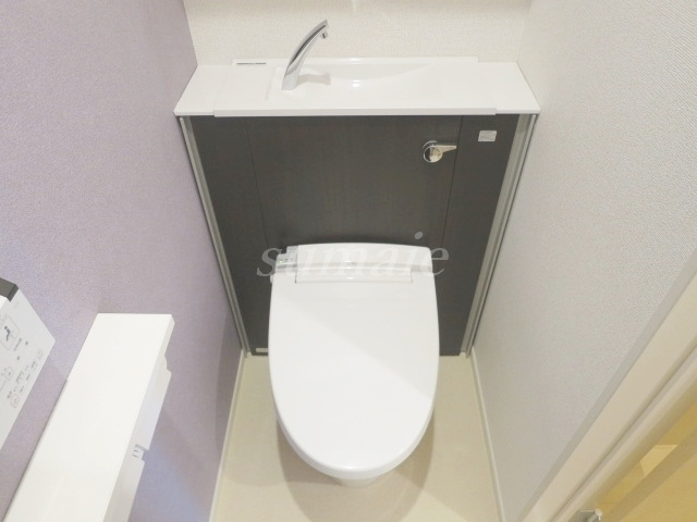 イーストン　リバーサイド7のトイレ|温水洗浄便座付のおトイレです☆