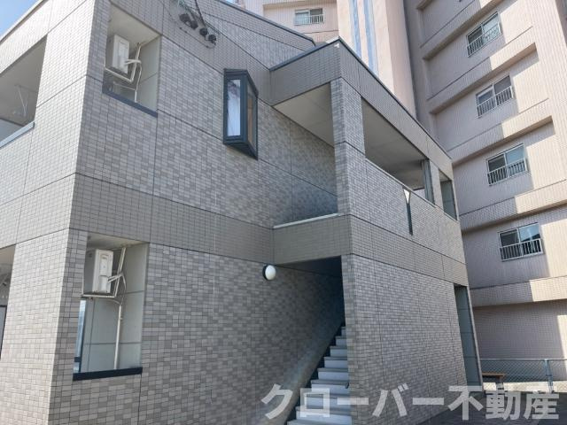 フランドール・Ｍのエントランス|外観写真（昼）
