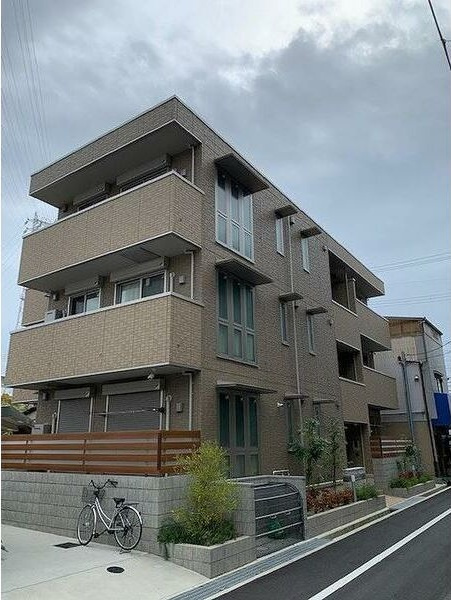サニーコンフォートのエントランス|毎日通るエントランスはこのようになっています