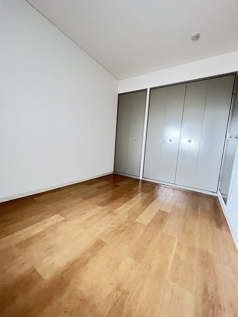 ファースト園田の寝室|ゆとりの広さです