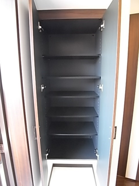 プレジオ神戸WESTの収納