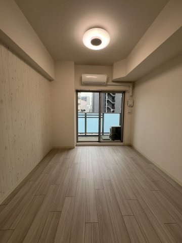 プレサンス大国町ブライスの居間・リビング