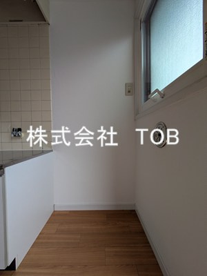 【設備】 | Aifort国領 | 冷蔵庫置き場