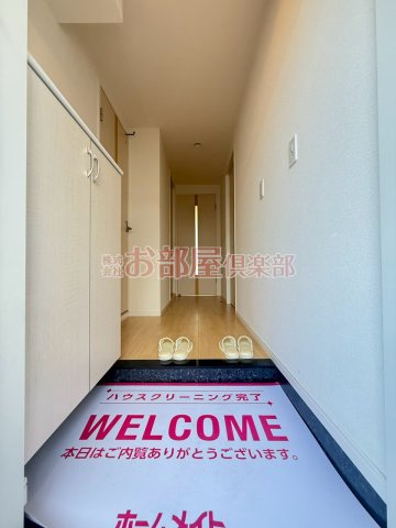 リオ・ディオサの玄関|明るい玄関です