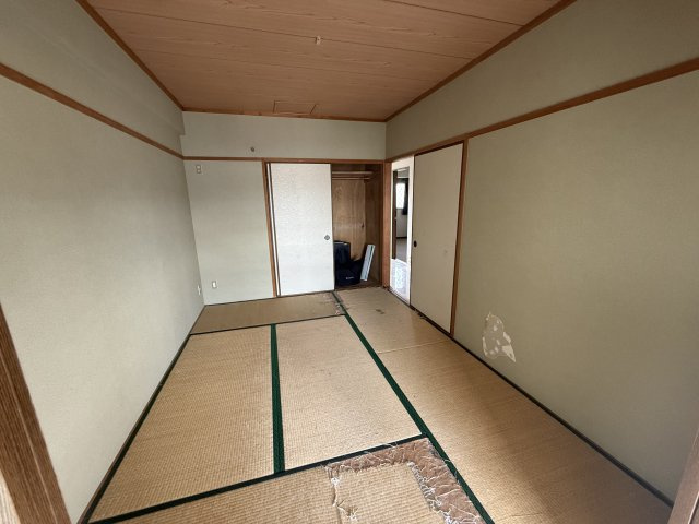 パレ・ロワイヤル吉田の和室