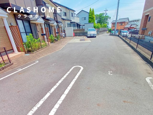 デュープレックス平子　　刈谷市近郊の賃貸はクラスホーム刈谷店の駐車場