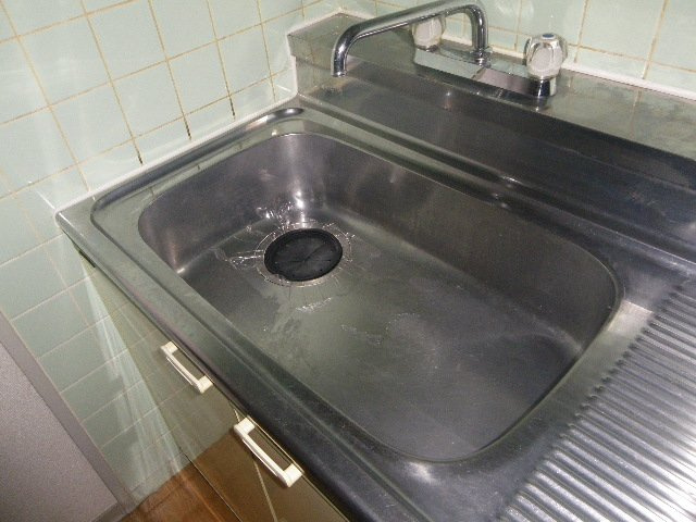 名古屋市瑞穂区八勝通２丁目の賃貸マンションのキッチン
