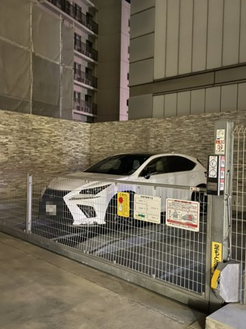 千種アヴァンギャルドプレイス　名古屋市賃貸　仲介手数料無料の駐車場