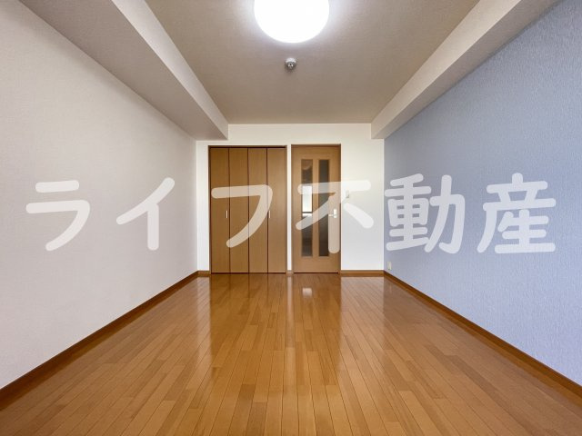 インパレス小阪の居間・リビング|使いやすい居間です