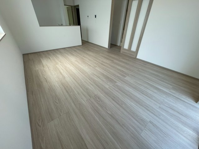 ⁺⁺沖縄市知花1丁目-A号棟（全5棟）の洋室|個人の部屋や寝室として使える洋室です