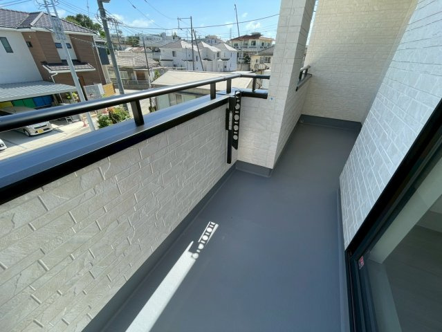 ⁺⁺沖縄市知花1丁目-A号棟（全5棟）のバルコニー|お洗濯にも便利なバルコニー付き