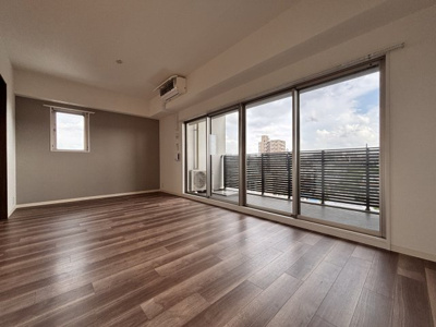 【居間・リビング】 | S-RESIDENCE茶屋ヶ坂East | 使いやすい居間です
