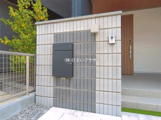仲介手数料無料）一宮市今伊勢町宮後の玄関|明るい玄関です