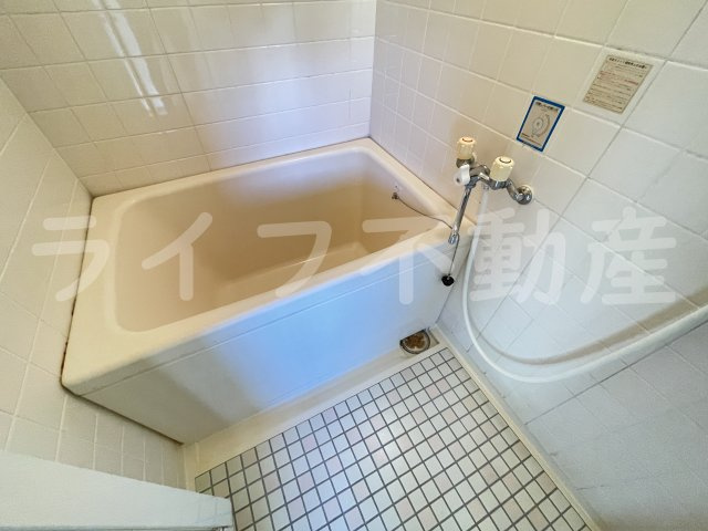 リバーサイドヴィラの浴室|きれいなお風呂です