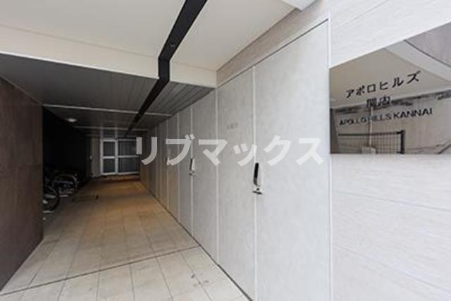 【エントランス】アポロヒルズ関内 