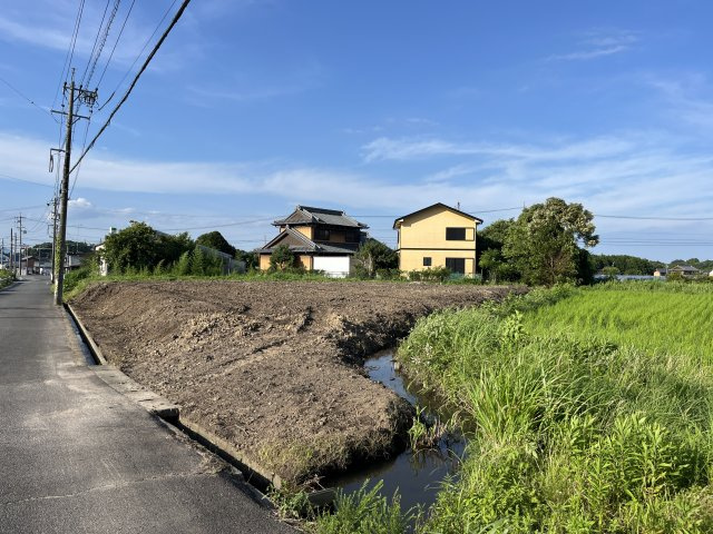 津市芸濃町林 倉庫の外観
