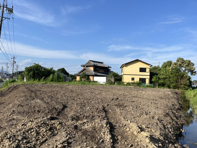 津市芸濃町林 倉庫の外観