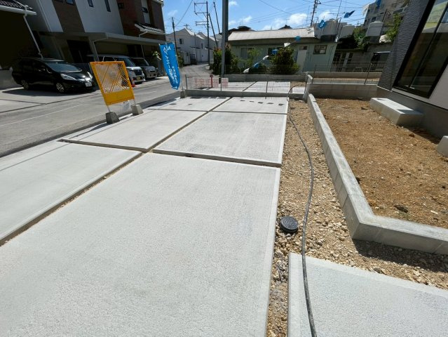 ＋＋沖縄市知花１丁目－C号棟（全5棟）の駐車場|駐車場があります