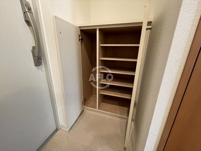 ウィスタリア京橋の収納|ウィスタリア京橋　シューズボックス
